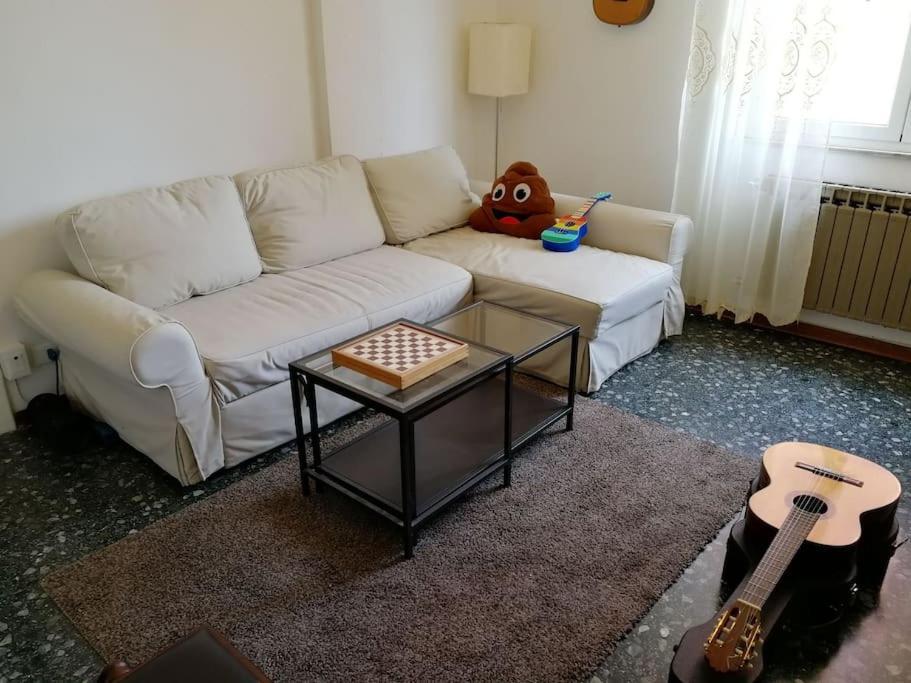 Music & Beach Appartamento Savona Esterno foto